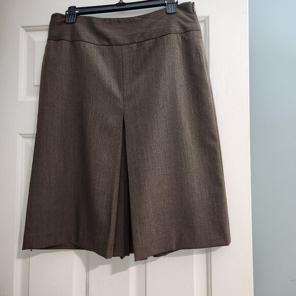 Banana Republic - Picture 1 of 3